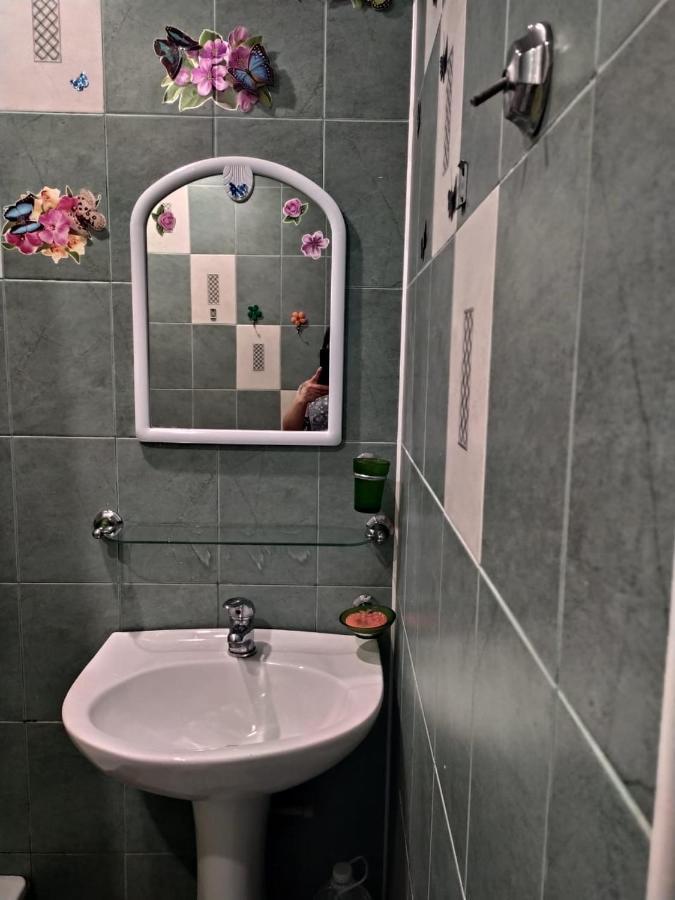 Квартира В Гаграх Apartment Exterior photo