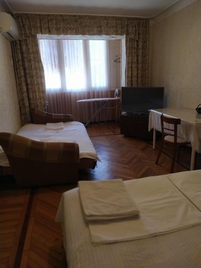 Квартира В Гаграх Apartment Exterior photo